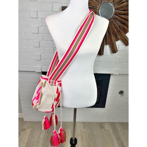 NWOT Arte y Tejido Clif Mochila bag - Picture 9 of 9